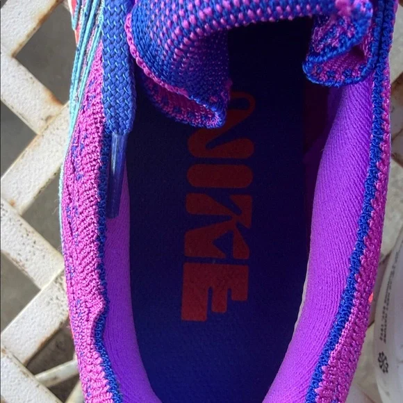 Nike Women’s ZoomX Sneakers - Picture 3 of 7